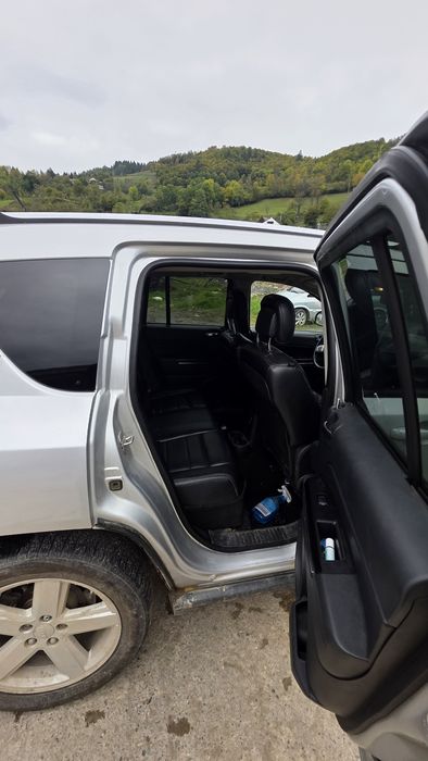 Vand - schimb Jeep Compass 2013 ,4x4  anvelope noi jante 18"