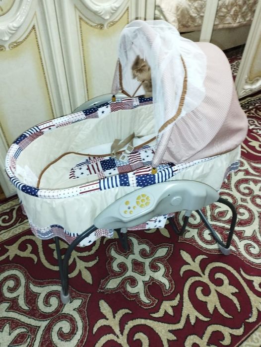 Срочно! Коляска, манеж, стульчик!