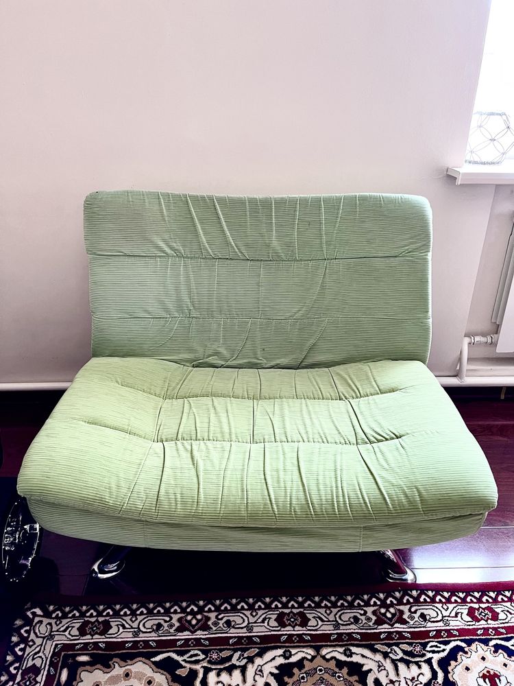Продам диван - софу с креслами