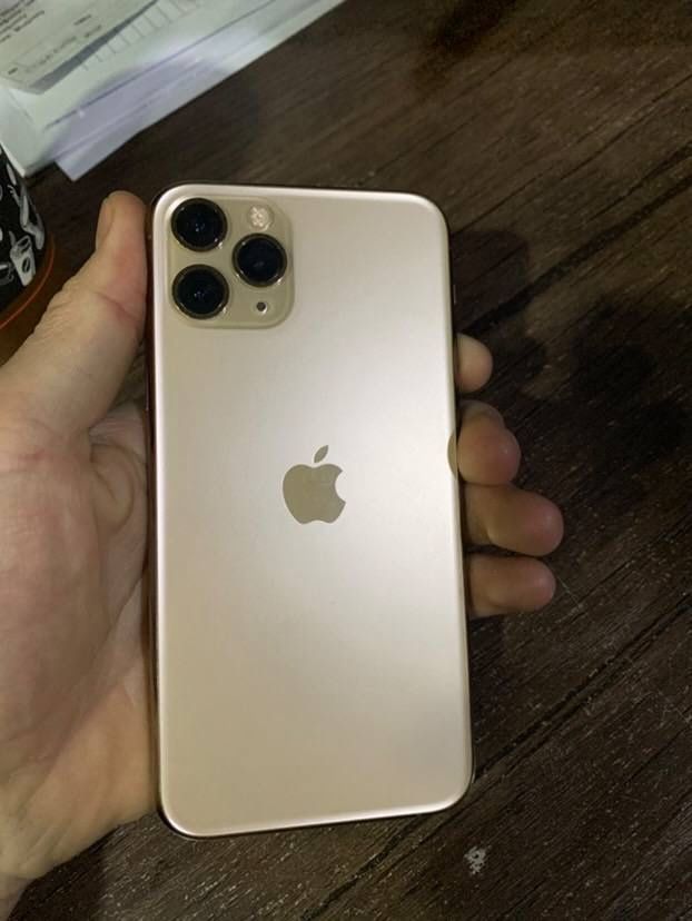 Iphone 11 pro.