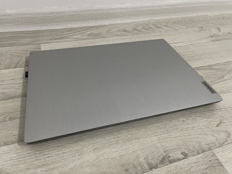 Продам ноутбук Lenovo