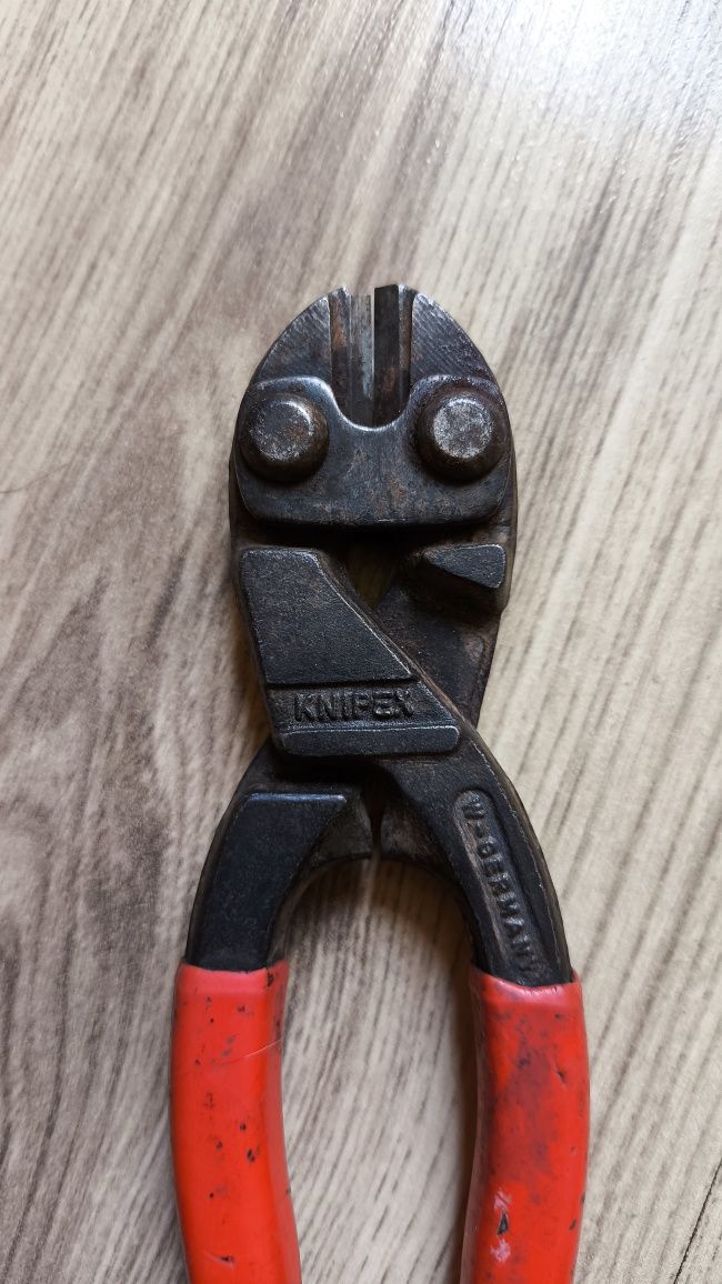 Клещи резачки KNIPEX 71 01 200 CoBolt®черни режат до Ø5,2mm