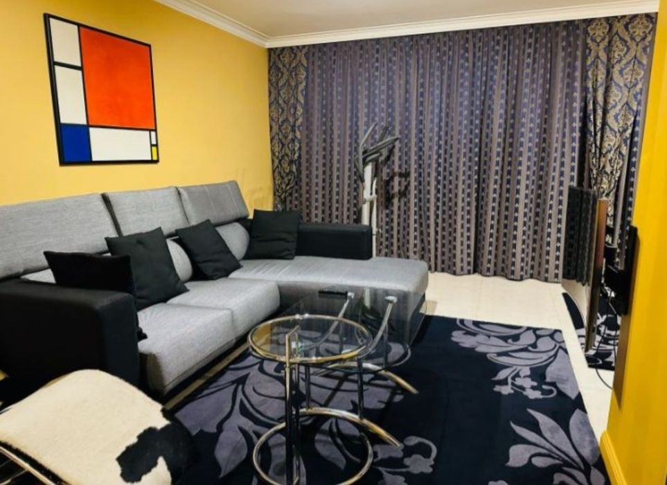 Дава се под наем Двустаен апартамент в София, Център - 70 кв.м за 663 € - Снимка #1