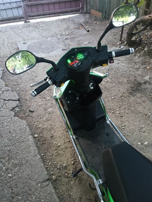 Scuter electric folosit