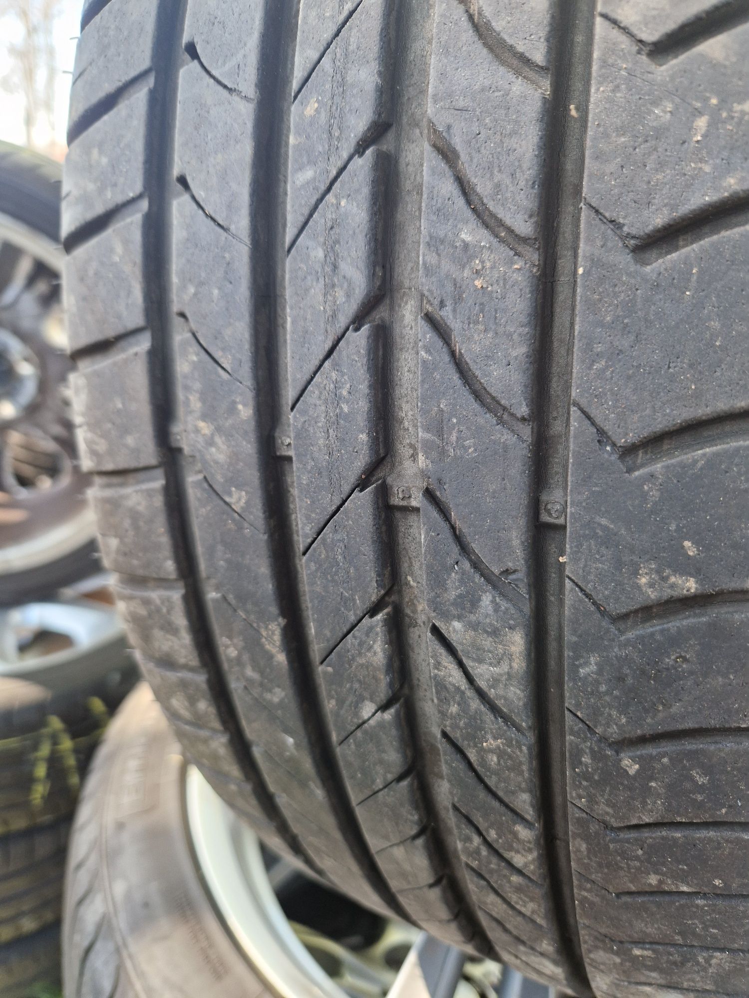 БМВ М- спорт пакет 225/45/18 и 255/40/18