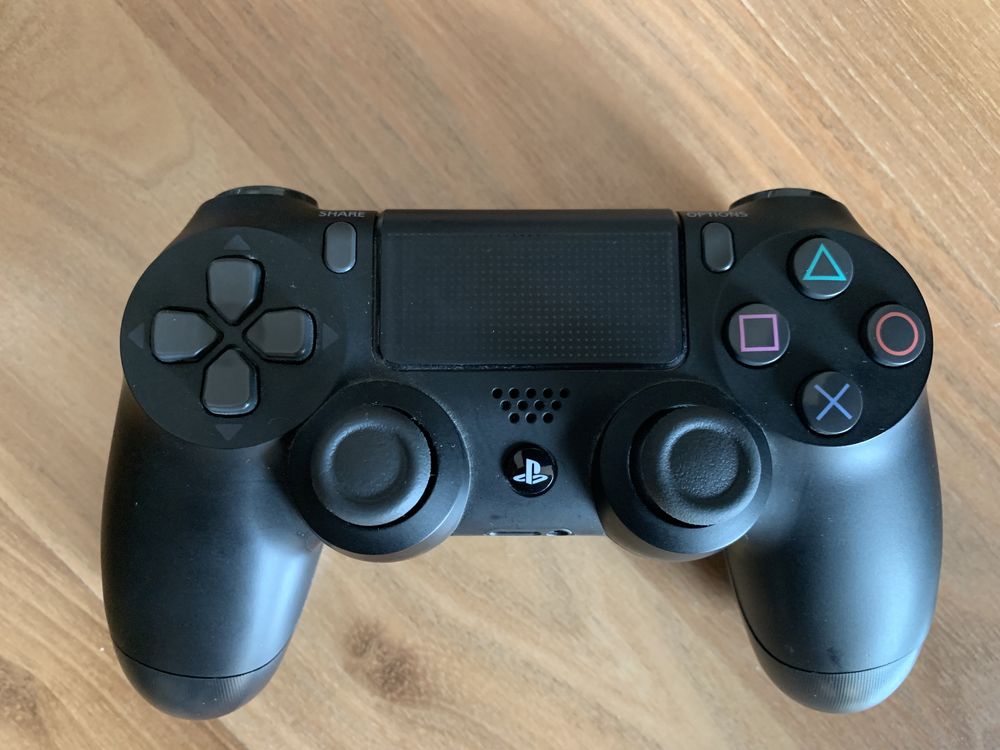 PlayStation 4 slim 1 TB с много игри в нея! Ps4 slim