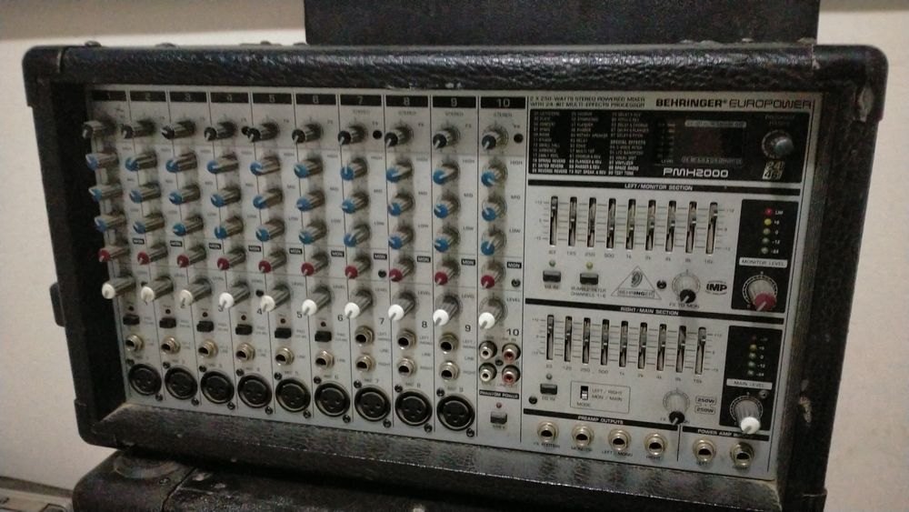 Behringer активный пулть сатылады