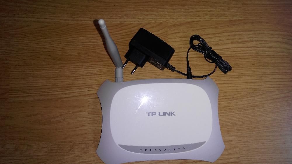 Router Wireless TP-Link TL-MR3220 3G, 150 Mbps Antena detasabila 5dBi