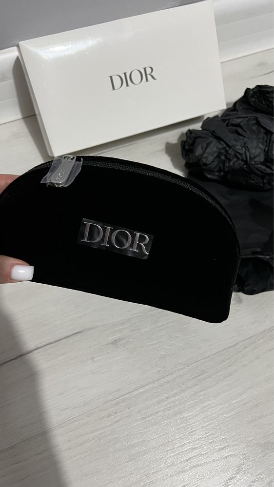 Косметички Dior Chanel Valentino vip gift оригинал