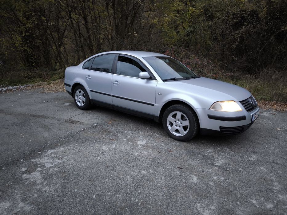 VW Passat 1.6 Benzina 2003