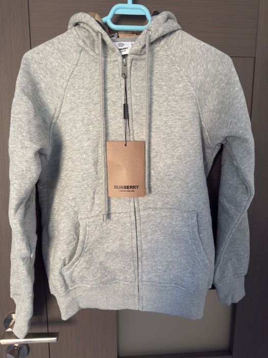 Burberry zipper