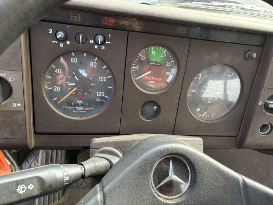 Hubarbeitsbuehne atbeitsbuehne