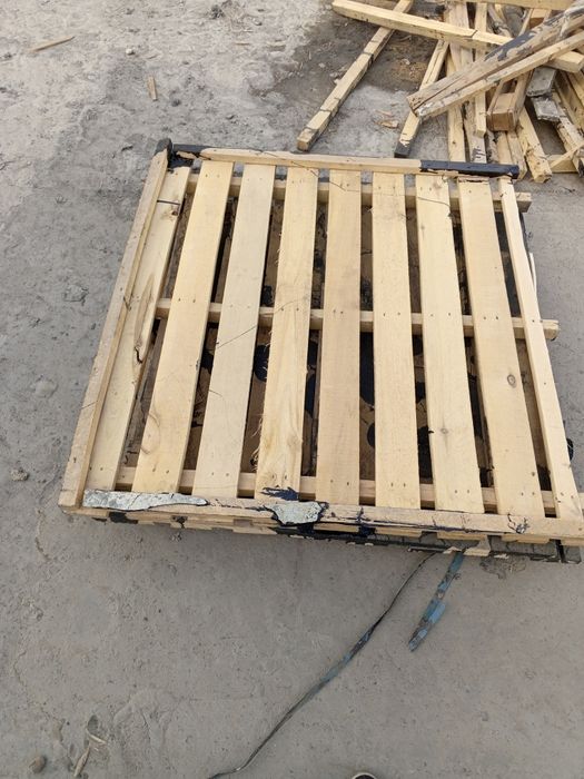 Пластмас поддонлар тахта поддонлар фанералар