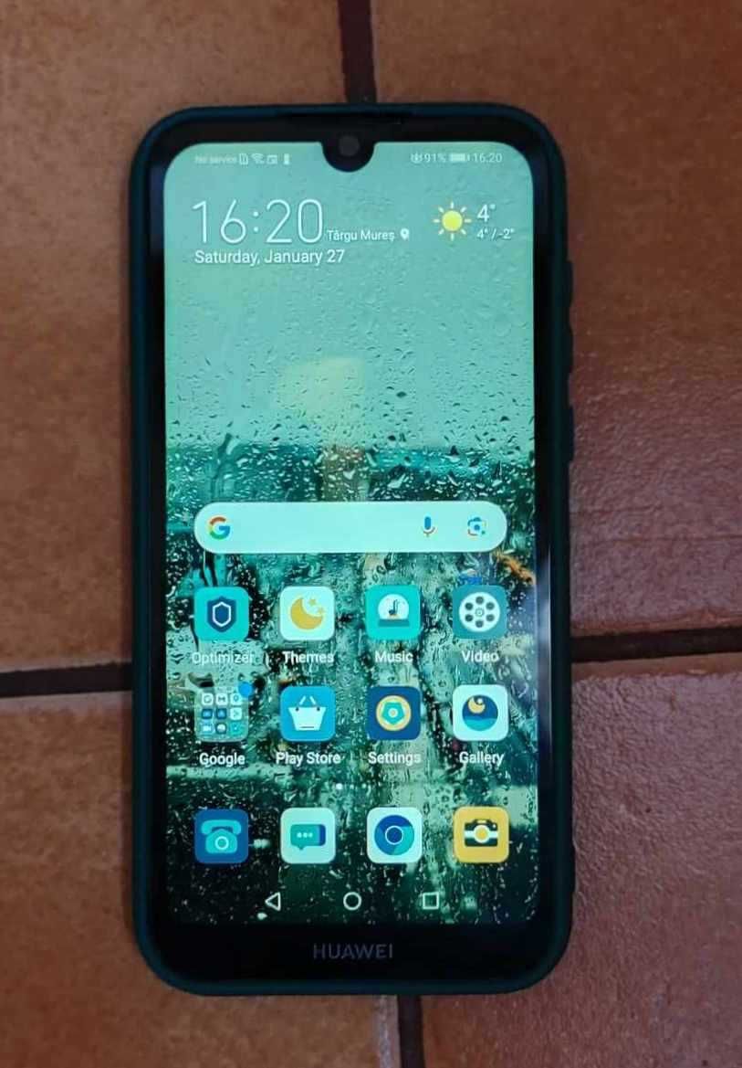 Smartphone Huawei Y5 serie limitată "piele"