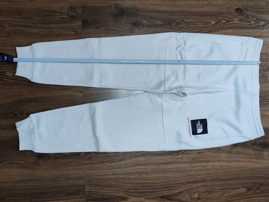 Pantaloni trening North Face măsura L