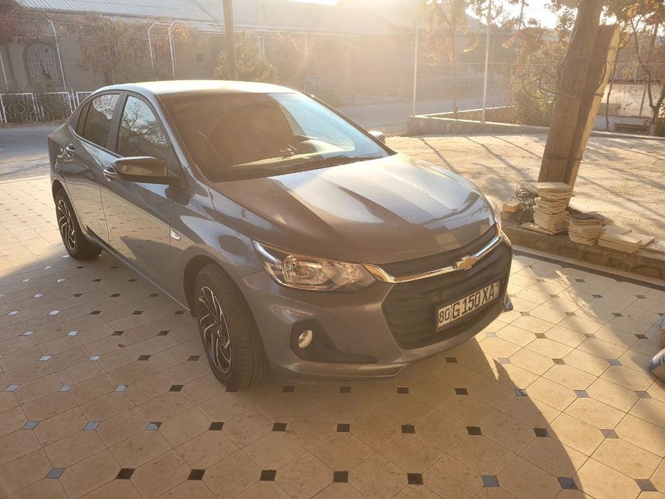 Onix LT sotiladi holati yangiday  11 000 $