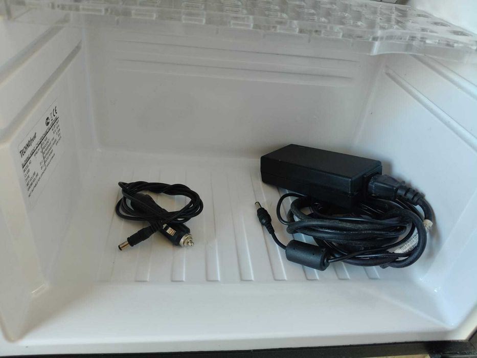 Frigider / minibar, rulota, camping, camion, casa de vacanta, 12 volti