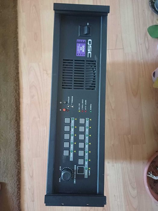 QSC DCM 30  Digital Cinema Monitor Processor