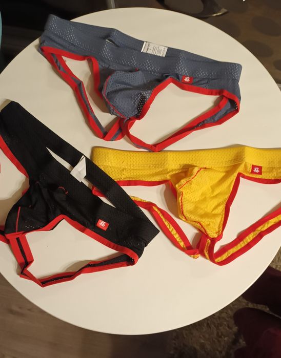 Vând jock strap , chilot suspensor pt  bărbați