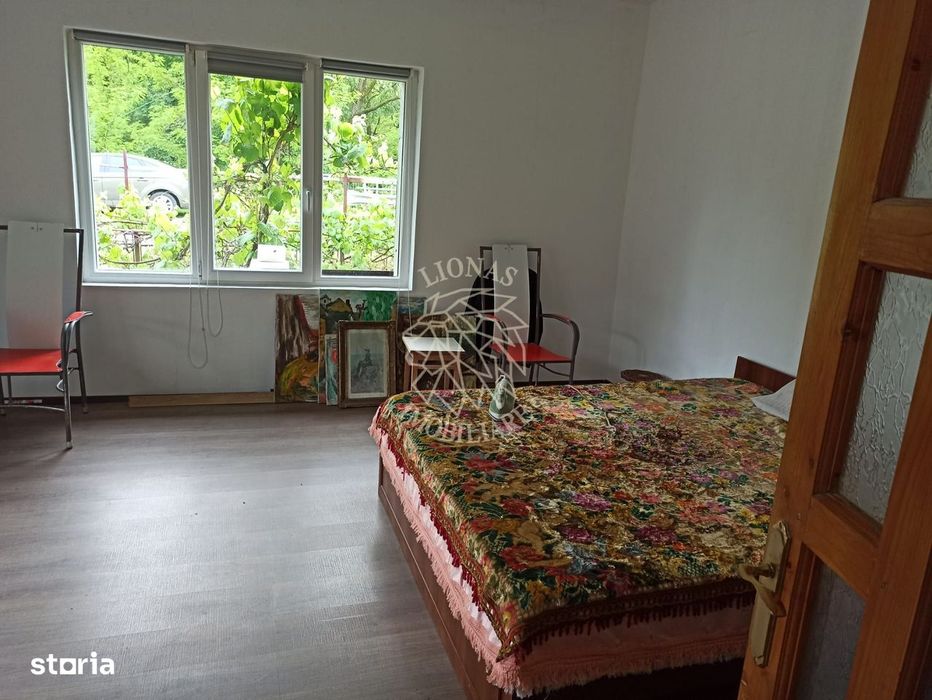Casa 3 camere la DJ-renovata-teren 1000 mp-garaj-Blajenii de Jos