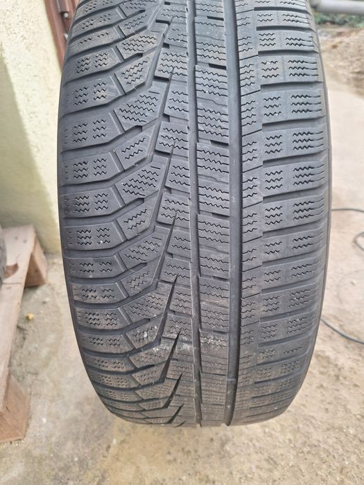 Anvelope iarna 235 55 r17 Hankook