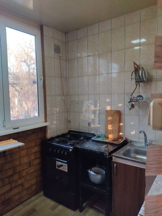 Olmazor tumani prakratura oldidan uy sotiladi