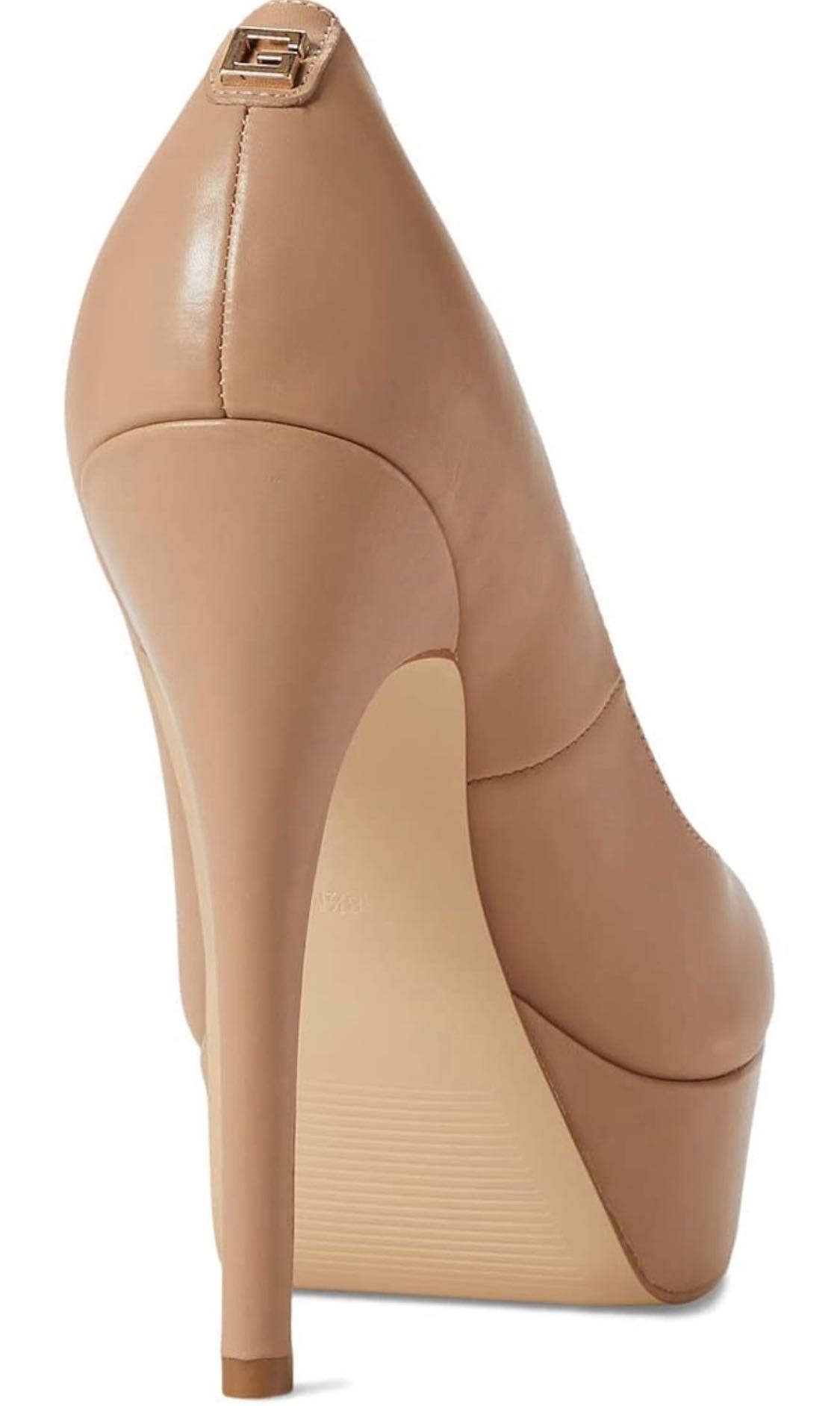 Бежови токчета на платформа Guess