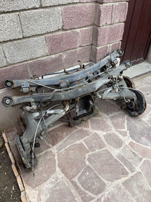 Задняя балка на BMW e34