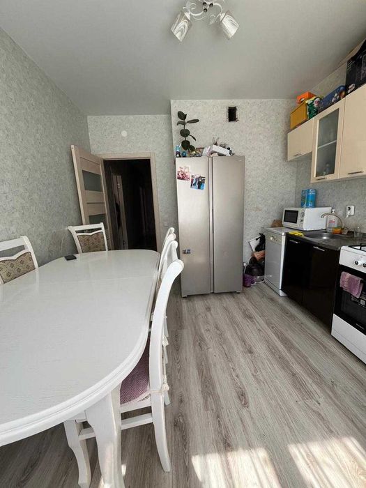 3-комн. квартира, 71.4м², 2/9 этаж Береке