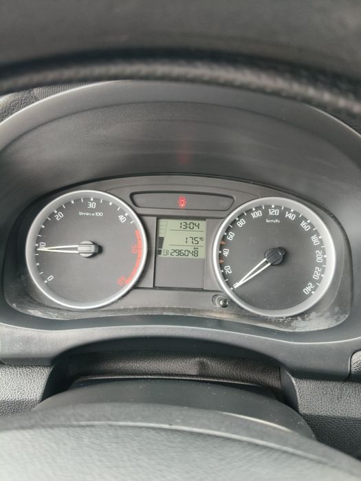 Vând Skoda roomster 1.4 diesel