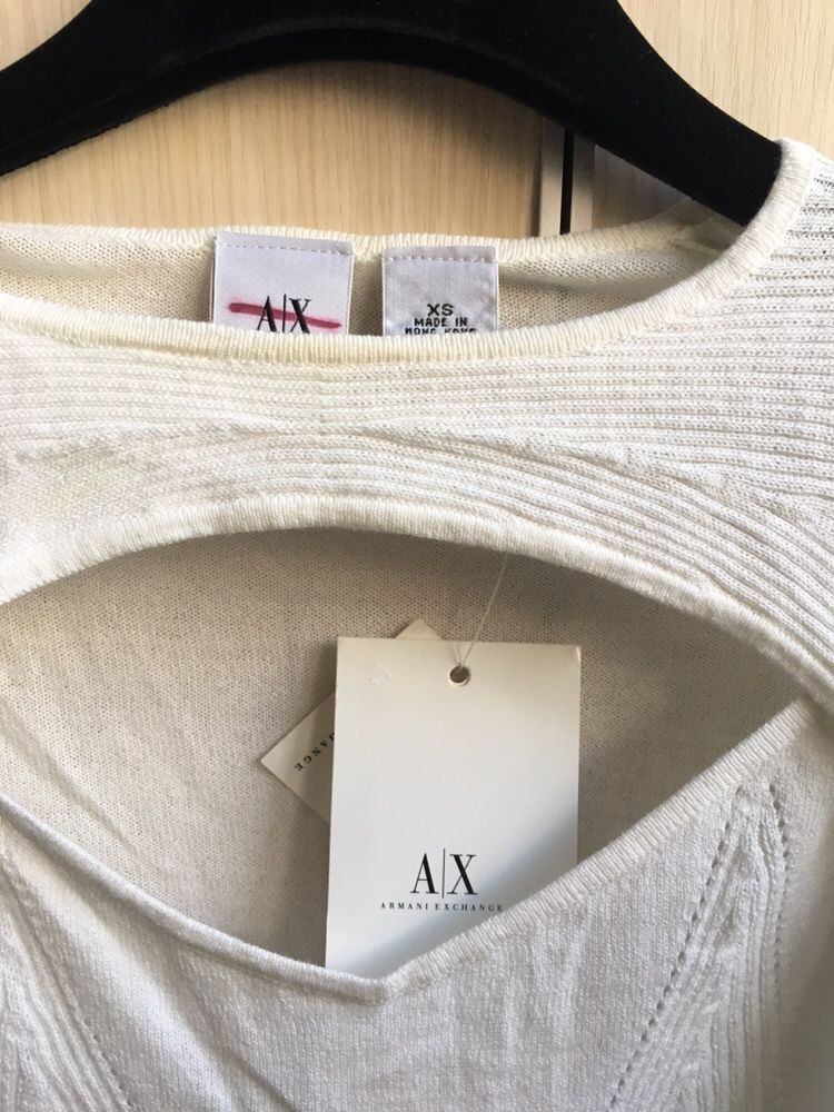 Дамска блуза на известната фирма ARMANI EXCHANGE. Оригинална, нова