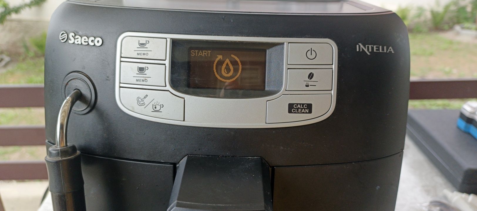 Expressor Saeco Intelia HD 8751