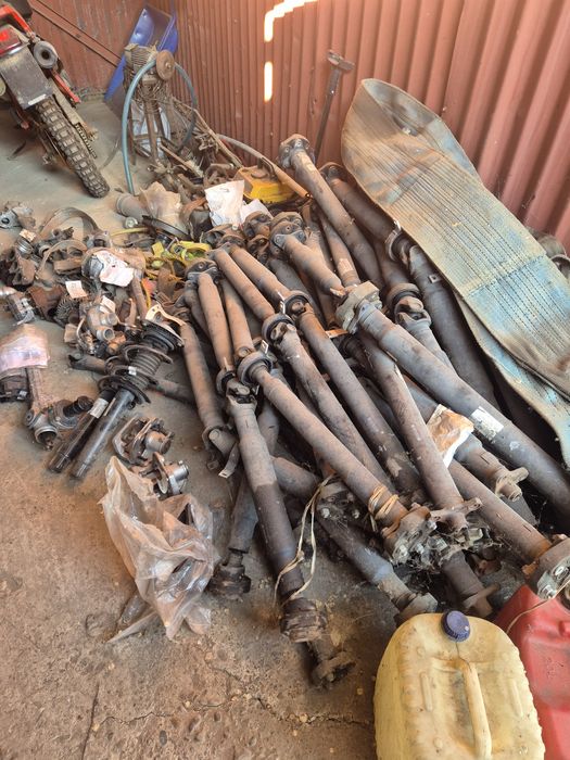 Vând bare față/spate de bmw diferite modele