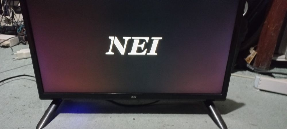 Vindem 2 teveuri Philips 22" și nei 19"