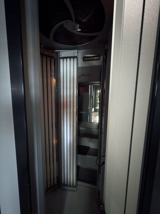 Aparat de bronzat Lounge