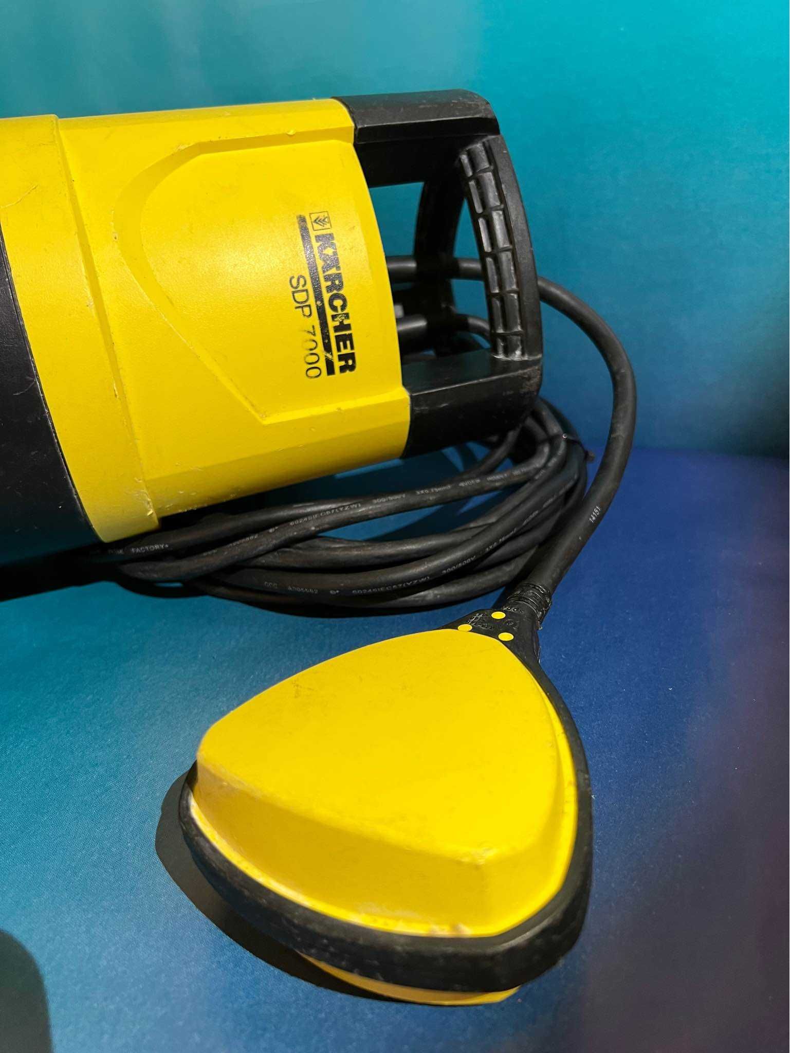/НАМАЛЕНА/ Водна дренажна помпа KARCHER SDP7000.