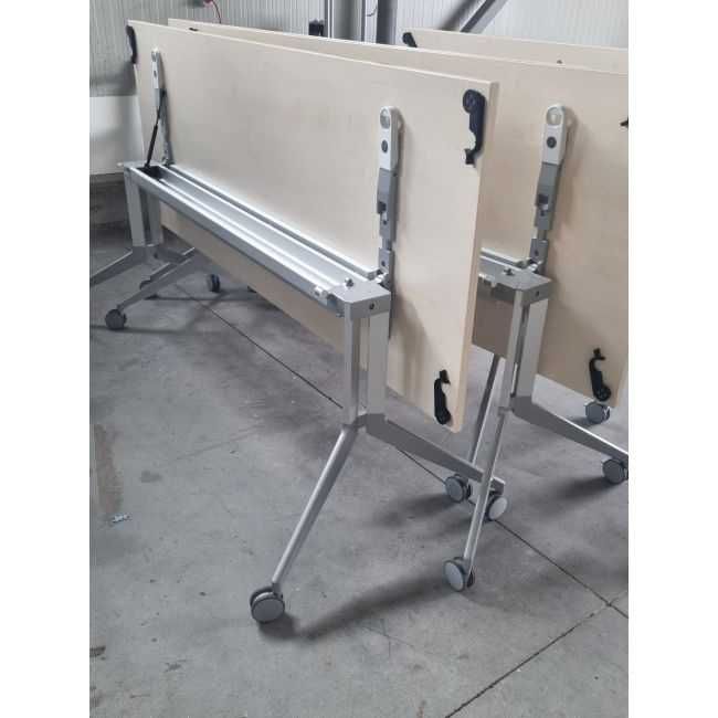 Mese si mobilier sala de conferinta