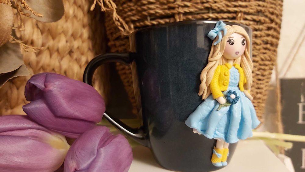 Cana cadou fetite, iubita papusa cu fundita fimo handmade