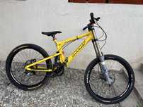 Vand bicla de DH Avent custom-Fox 40/Shimano Saint/XTR/roti bombshell