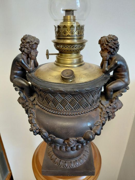 Vând lampă pe gaz veche