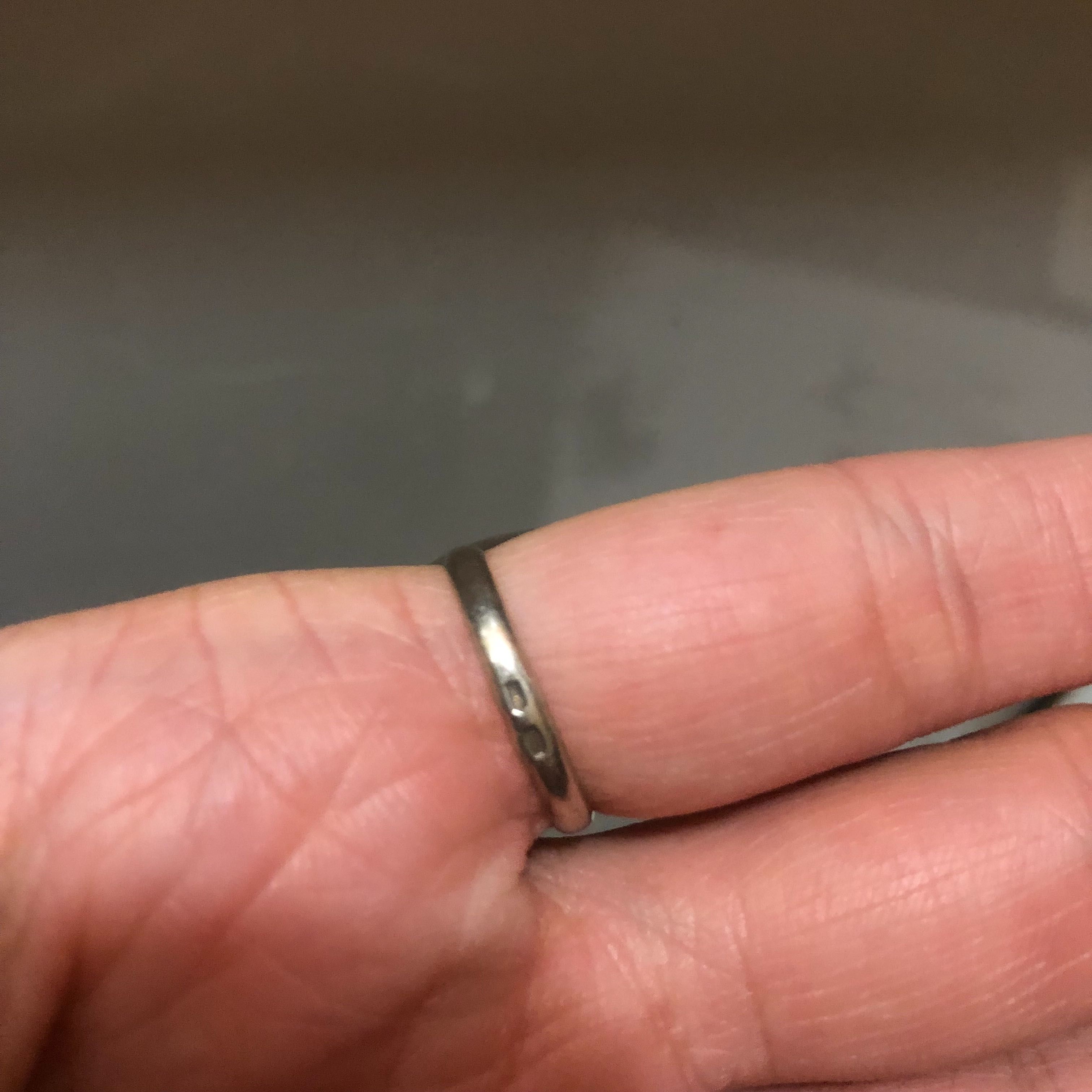 Кольцо серебряное с сильным сердоликом