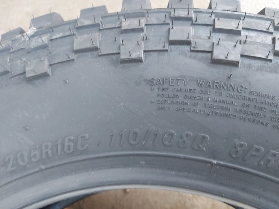 205 R16C (205/80 R16) MAXXIS Trepador, Anvelope Mud Terrain M+S
