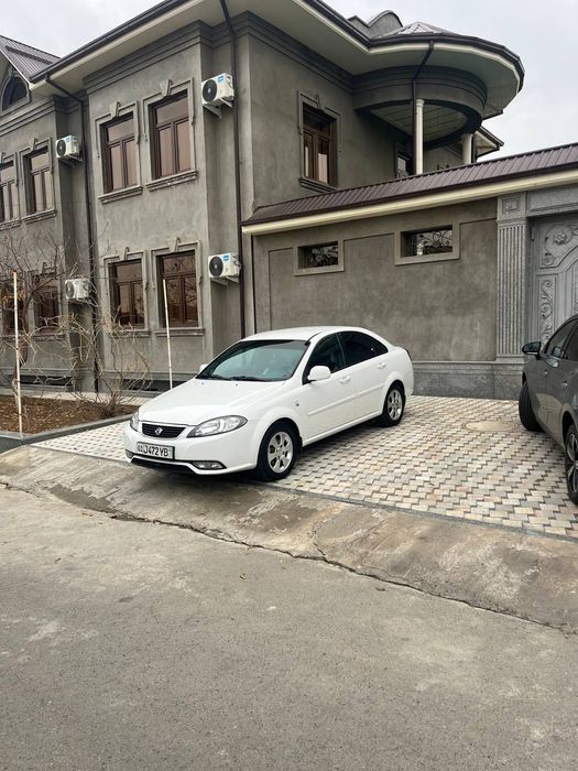 Продам Gentra 2017г автомат в отличном состоянии c пробегом: 293000