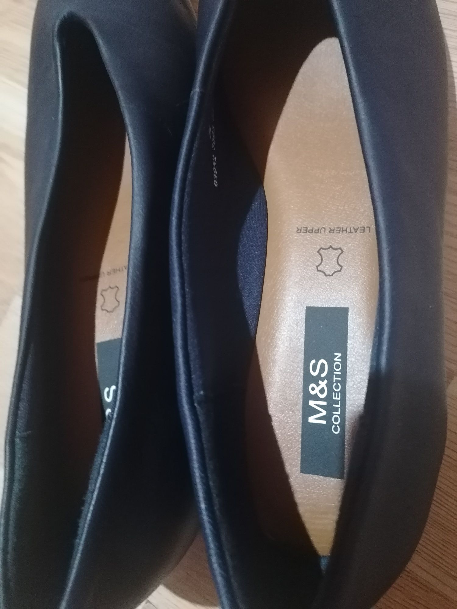 Дамски обувки M&S естествена кожа
