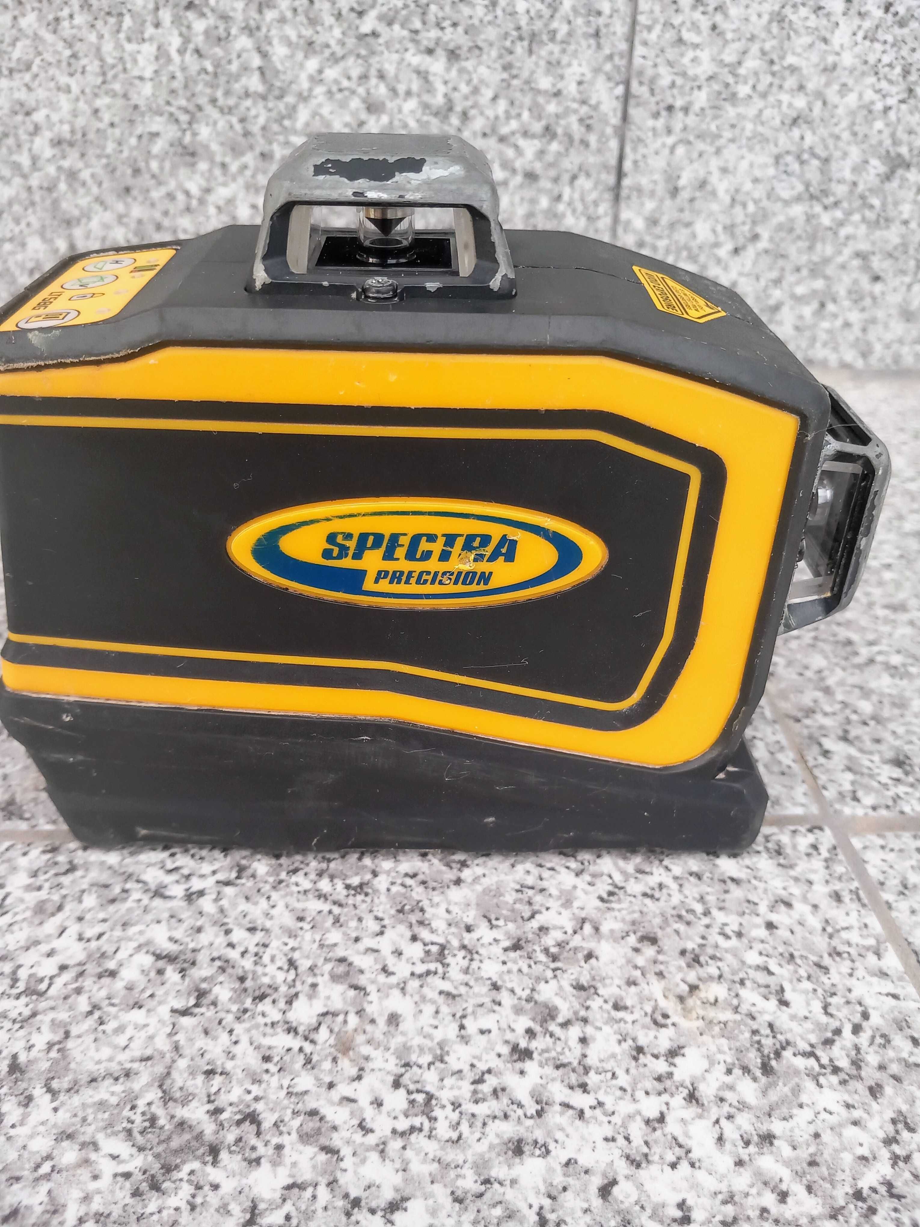 Лазерен нивелир SPECTRA LT 58G