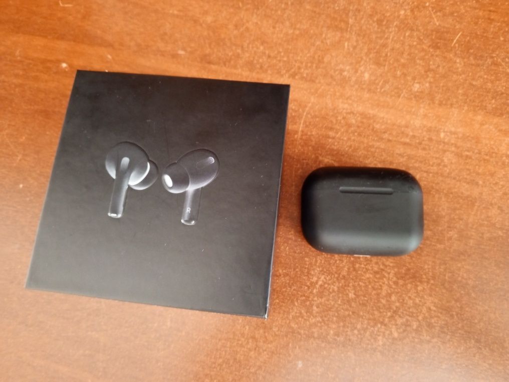 Airpods Pro black