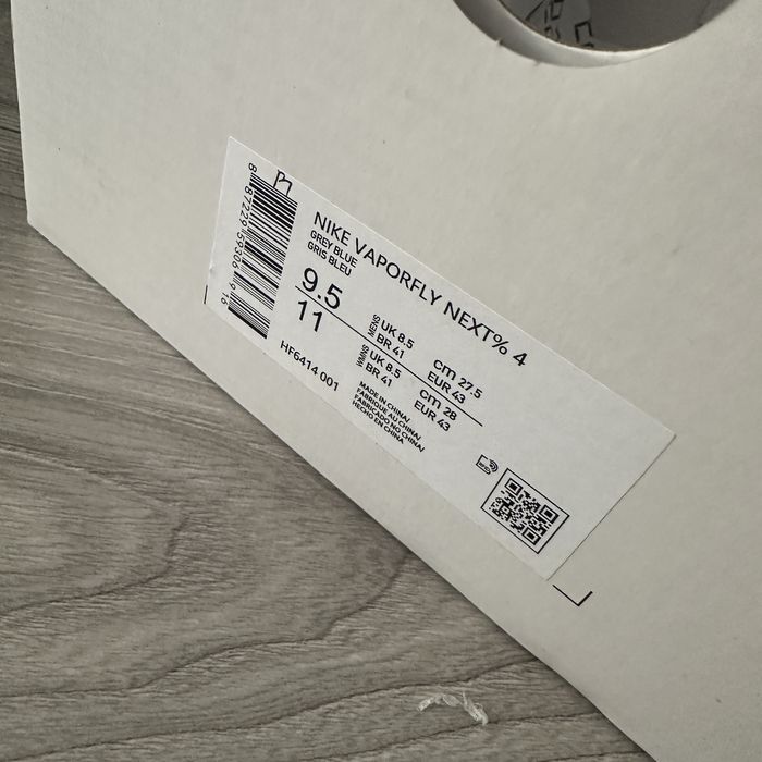 Air jordan 4 retro SE 43 noi