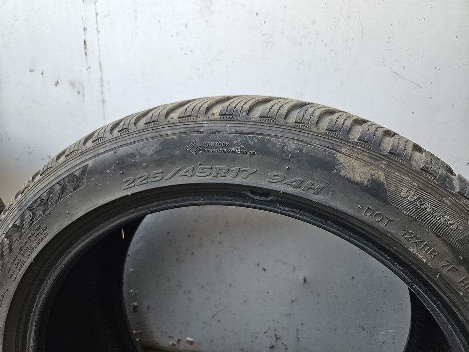 40лв на брой Зимни гуми 2 бр HANKOOK WINTER I*CEPT RS3  225/45 R17