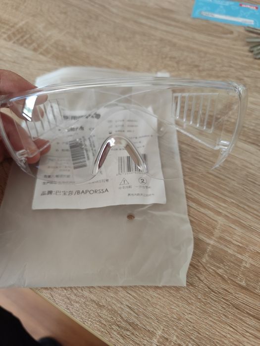 Предпазващи очила при строителни дейности, Чисто Нови!!!