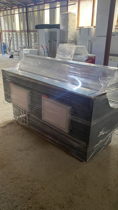 Vitrina frigorifica orizontala pentru brânzeturi, carnuri